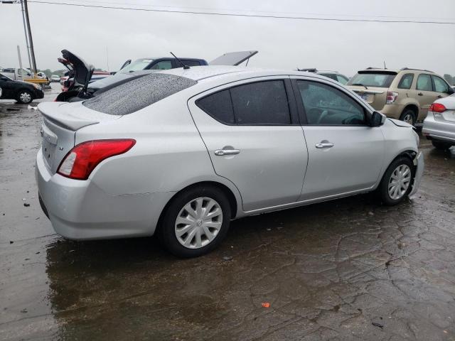 3N1CN7AP5KL855143 - 2019 NISSAN VERSA S SILVER photo 3