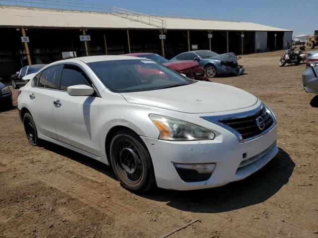 1N4AL3AP2EC202083 - 2014 NISSAN ALTIMA 2.5 WHITE photo 4