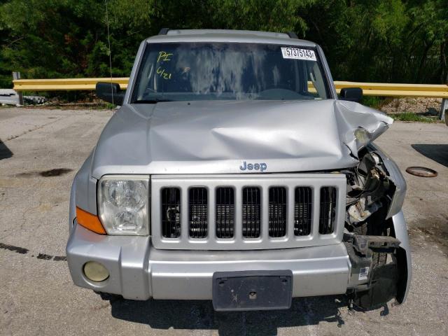 1J8HG48N96C275193 - 2006 JEEP COMMANDER 银色 照片 5
