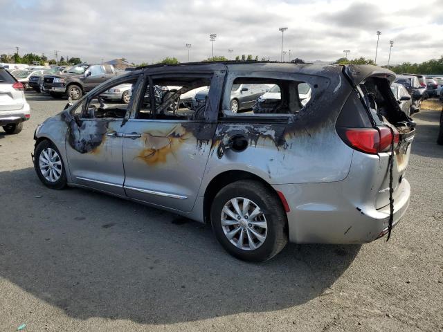 2C4RC1BGXKR560082 - 2019 CHRYSLER PACIFICA TOURING L SILVER photo 2