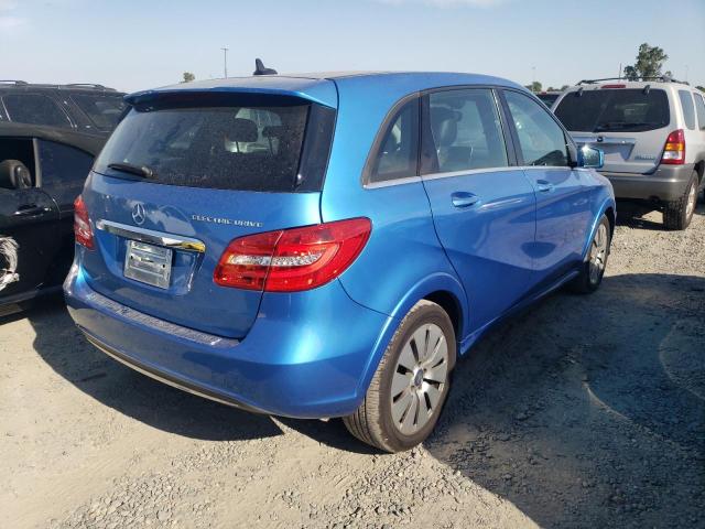 WDDVP9AB1EJ002661 - 2014 MERCEDES-BENZ B ELECTRIC BLUE photo 3