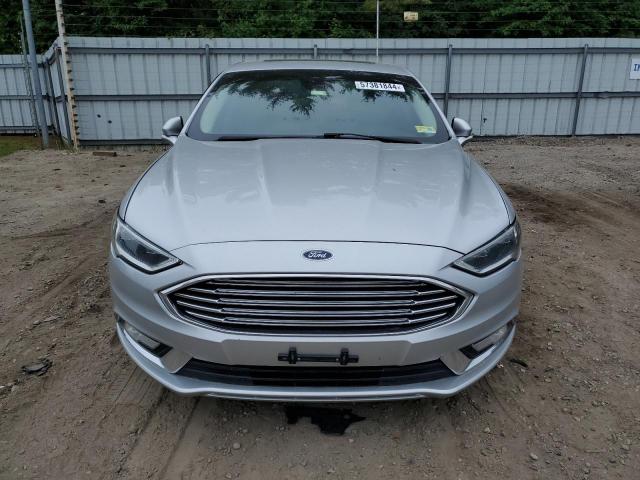 3FA6P0T9XHR136055 - 2017 FORD FUSION SE SILVER photo 5