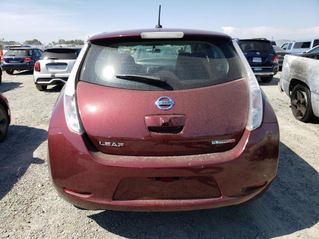 1N4BZ0CPXHC307411 - 2017 NISSAN LEAF S RED photo 6