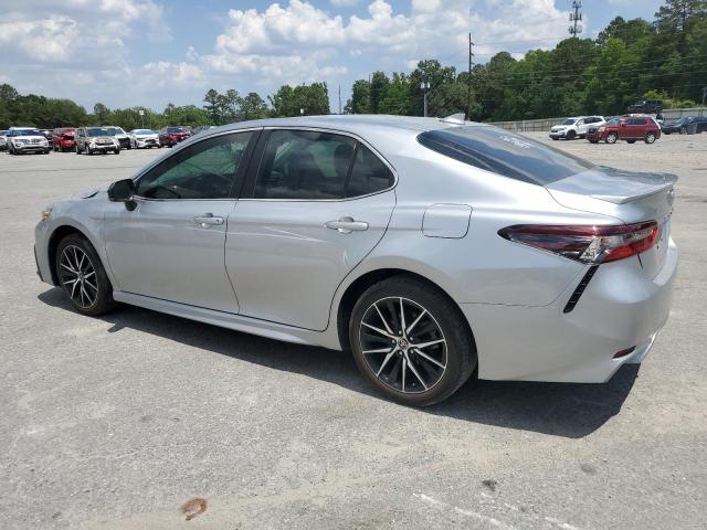4T1G11AK2PU763735 - 2023 TOYOTA CAMRY SE NIGHT SHADE SILVER photo 2