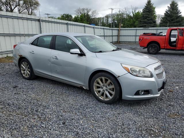 1G11H5SA7DF251772 - 2013 CHEVROLET MALIBU LTZ ვერცხლისფერი ფოტო 4