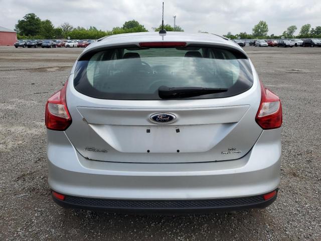 1FADP3K26EL261271 - 2014 FORD FOCUS SE SILVER photo 6