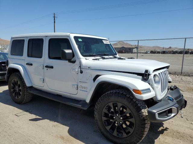 1C4JJXP68MW686537 - 2021 JEEP WRANGLER U SAHARA 4XE WHITE photo 4