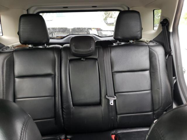 MAJ3P1TE0JC207578 - 2018 FORD ECOSPORT SE WHITE photo 10