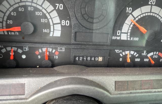 1GDJ7H1C7YJ504361 - 2000 GMC C-SERIES C7H042 WHITE photo 8