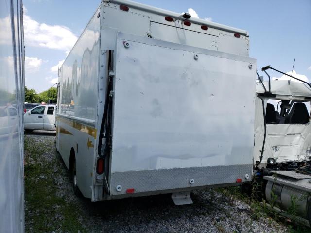 4UZAAPDU68CAE5567 - 2008 FREIGHTLINER CHASSIS M LINE WALK-IN VAN WHITE photo 2