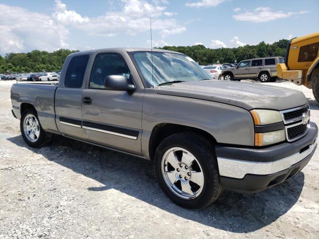 1GCEC19X57Z128047 - 2007 CHEVROLET SILVERADO C1500 CLASSIC GRAY photo 4