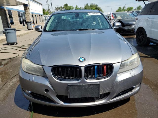 WBAPK5G57BNN25678 - 2011 BMW 328 XI SULEV GRAY photo 5