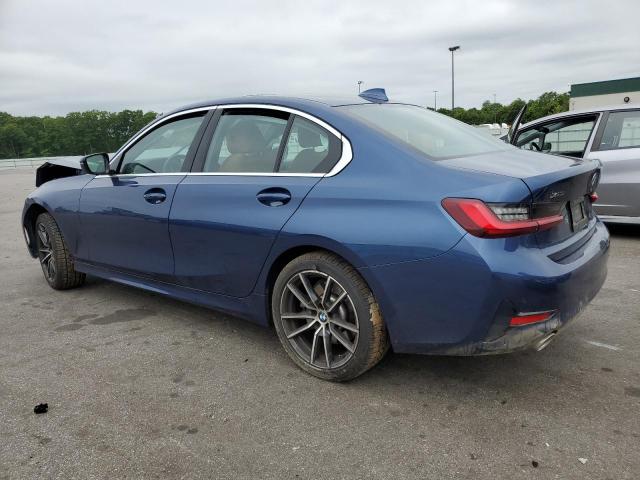 3MW5R7J02N8C26358 - 2022 BMW 330XI BLUE photo 2