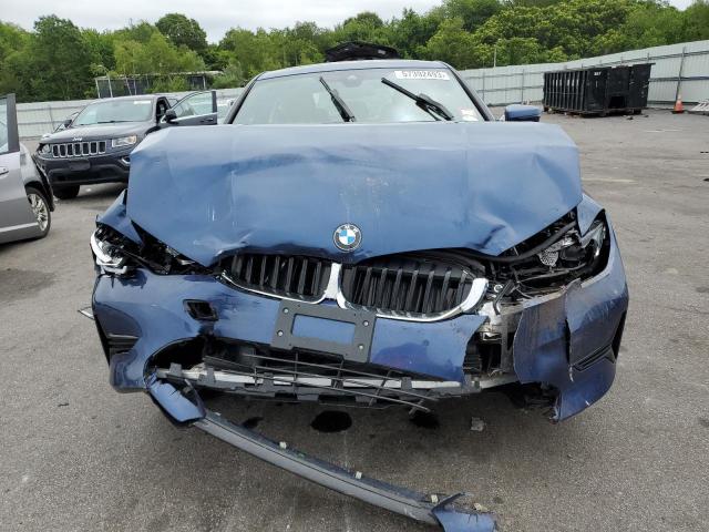 3MW5R7J02N8C26358 - 2022 BMW 330XI BLUE photo 5