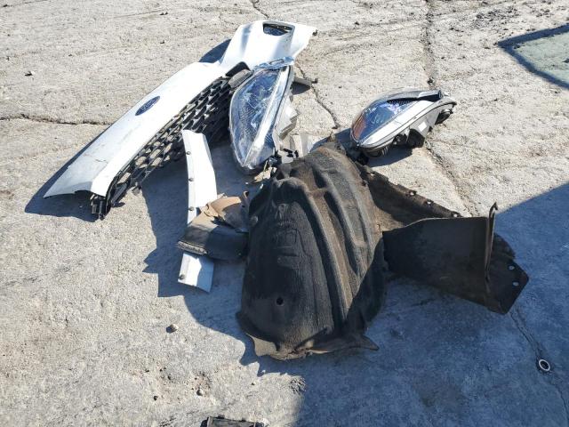 1FMCU9H60NUB72099 - 2022 FORD ESCAPE SEL WHITE photo 13