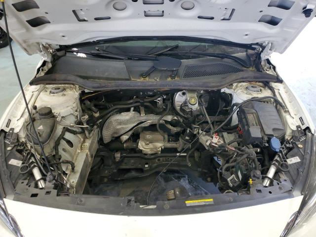 SJKCH5CPXHA030749 - 2017 INFINITI QX30 BASE WHITE photo 11