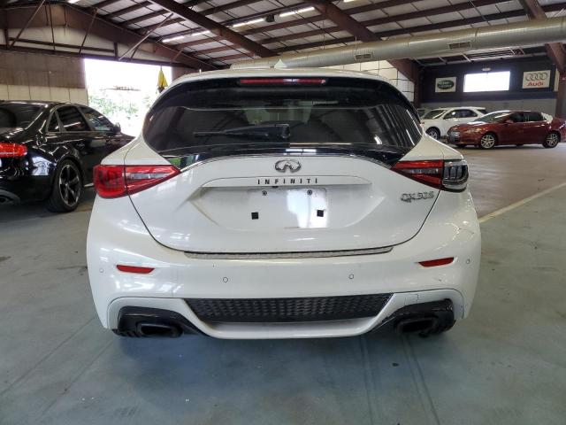 SJKCH5CPXHA030749 - 2017 INFINITI QX30 BASE WHITE photo 6