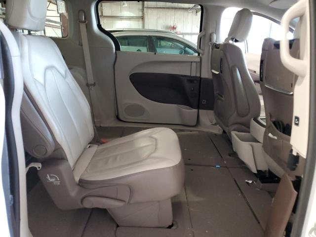 2C4RC1EG5HR507424 - 2017 CHRYSLER PACIFICA TOURING L PLUS WHITE photo 11