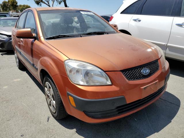 KNADE123086384397 - 2008 KIA RIO BASE ORANGE photo 4