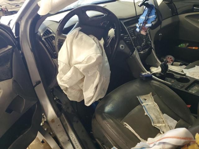 5NPEC4AB0CH454292 - 2012 HYUNDAI SONATA SE SILVER photo 8