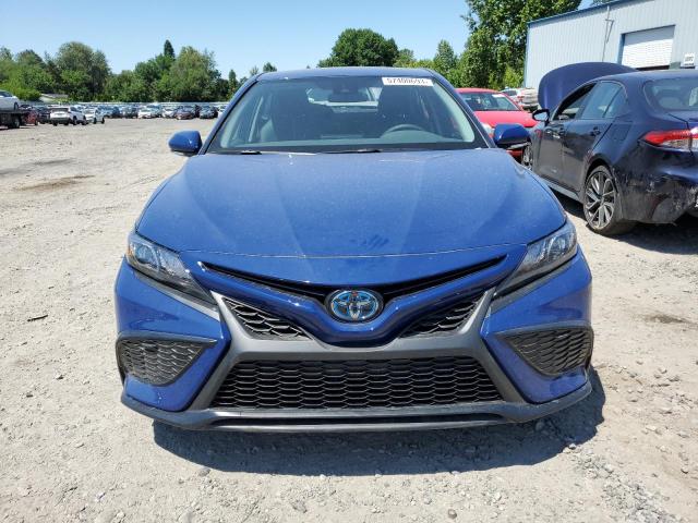 4T1G31AKXPU053430 - 2023 TOYOTA CAMRY SE NIGHT SHADE BLUE photo 5
