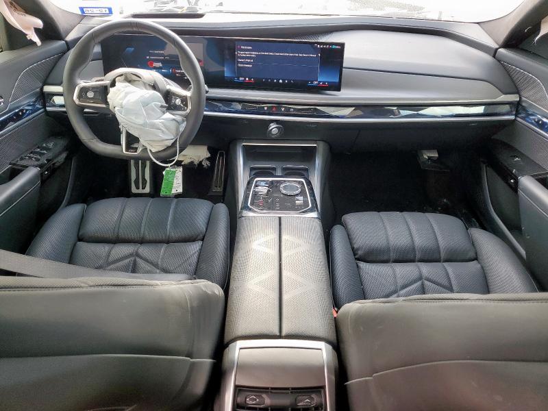 WBY53EJ0XRCR21029 - 2024 BMW I7 XDRIVE60 WHITE photo 8