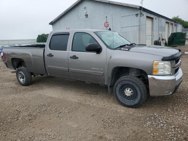 1GCHK23K98F218193 - 2008 CHEVROLET SILVERADO K2500 HEAVY DUTY GRAY photo 4