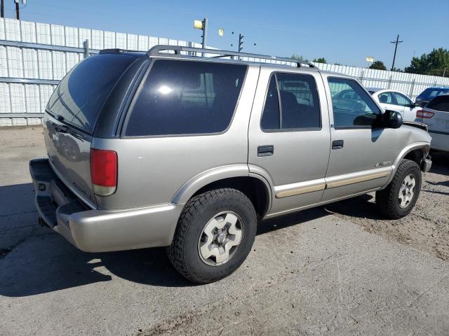 1GNDT13XX3K150687 - 2003 CHEVROLET BLAZER CREAM photo 3