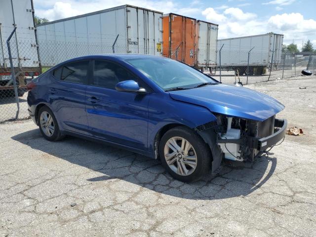 5NPD84LF9KH437437 - 2019 HYUNDAI ELANTRA SEL BLUE photo 4