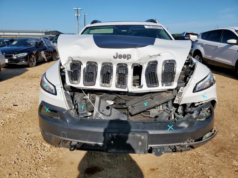 1C4PJMBS6HW620751 - 2017 JEEP CHEROKEE TRAILHAWK WHITE photo 5