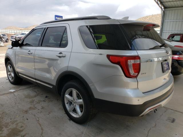 1FM5K8D86HGA22663 - 2017 FORD EXPLORER XLT SILVER photo 2