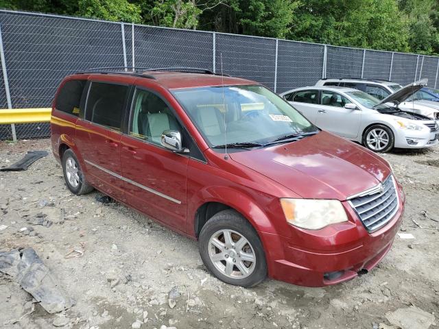 2A4RR8D15AR436441 - 2010 CHRYSLER TOWN & COU TOURING PLUS RED photo 4