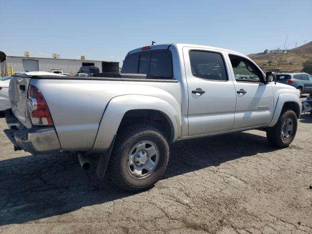 5TFJU4GN8CX027301 - 2012 TOYOTA TACOMA DOUBLE CAB PRERUNNER SILVER photo 3