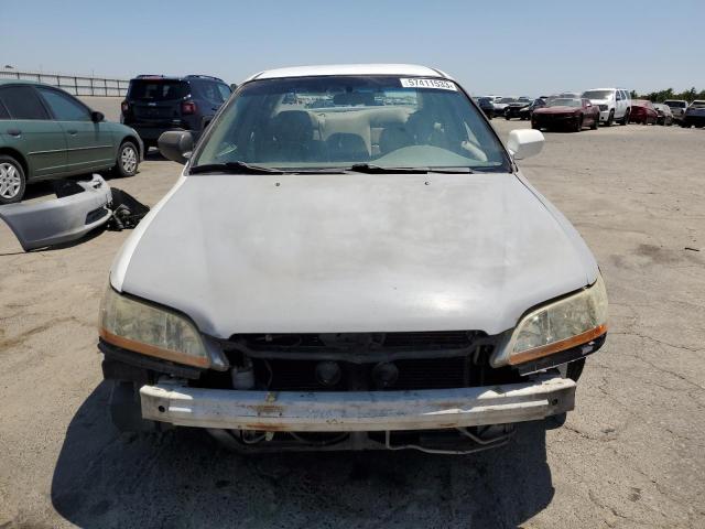 1HGCF85472A149008 - 2002 HONDA ACCORD DX WHITE photo 5