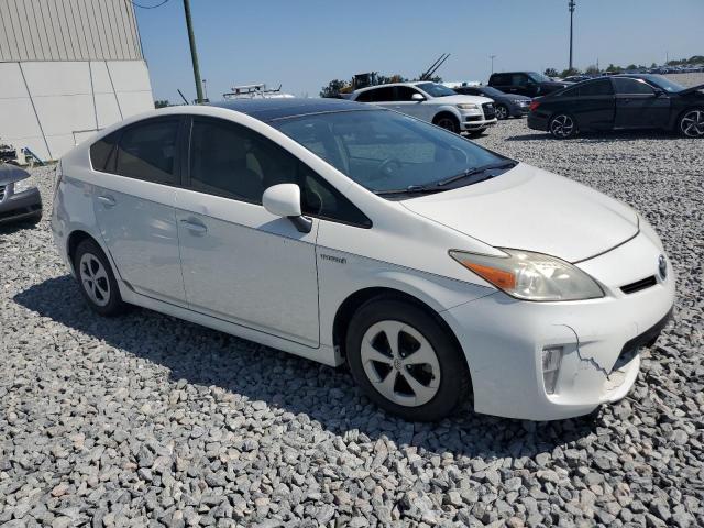 JTDKN3DU4D5626829 - 2013 TOYOTA PRIUS WHITE photo 4