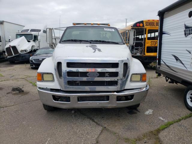 3FRNF65C08V666551 - 2008 FORD F650 SUPER DUTY WHITE photo 5