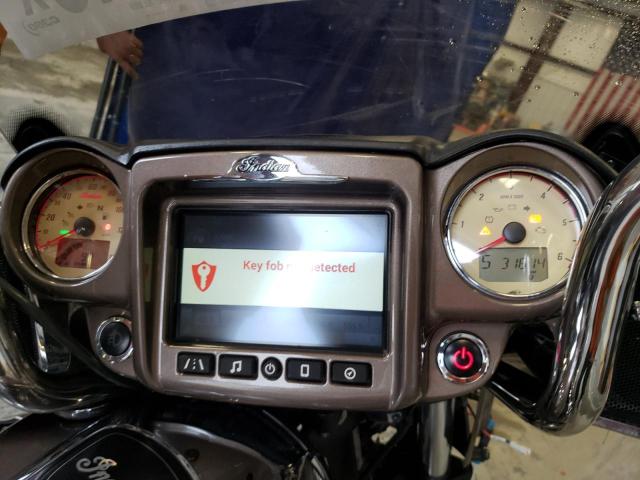 56KTRAAA4J3367770 - 2018 INDIAN MOTORCYCLE CO. ROADMASTER BLACK photo 8