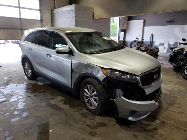 5XYPG4A38KG576362 - 2019 KIA SORENTO L SILVER photo 4