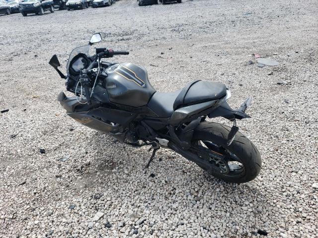 ML5EXER14PDA92966 - 2023 KAWASAKI EX650 R GRAY photo 3