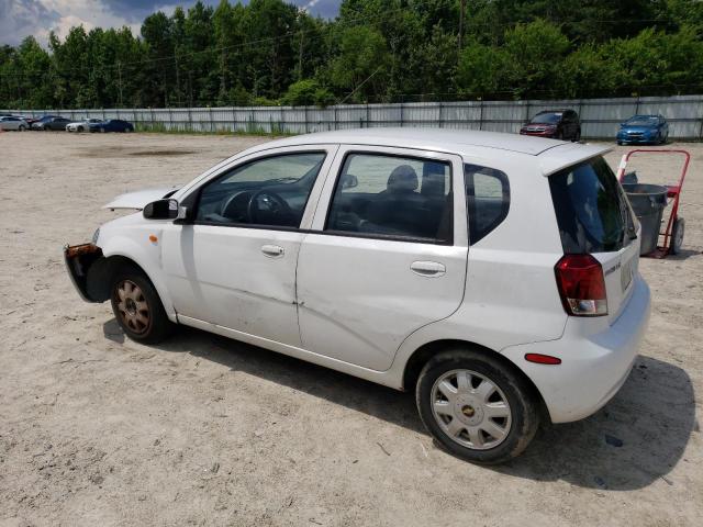 KL1TJ62624B185524 - 2004 CHEVROLET AVEO LS WHITE photo 2