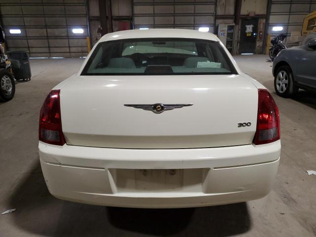 2C3LA43R07H663784 - 2007 CHRYSLER 300 WHITE photo 6