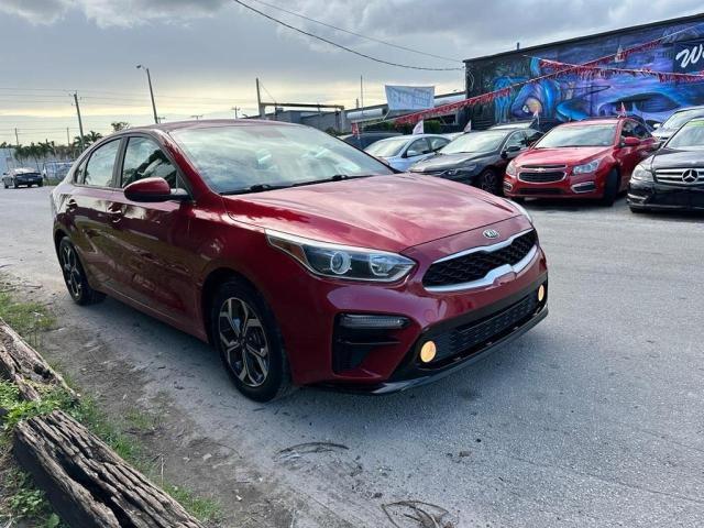 3KPF24AD3KE113884 - 2019 KIA FORTE FE RED photo 1