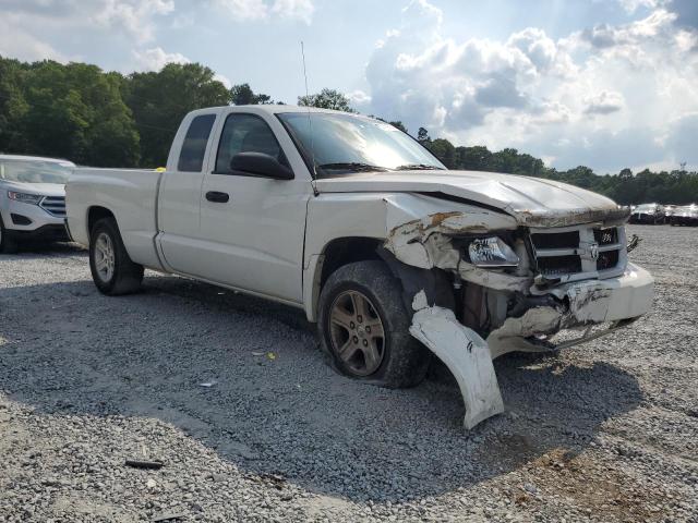 1D7RE3BK1BS537806 - 2011 DODGE DAKOTA SLT WHITE photo 4