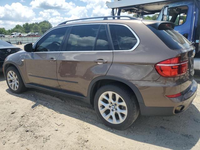 5UXZV4C58D0B24872 - 2013 BMW UK XDRIVE35I BROWN photo 2