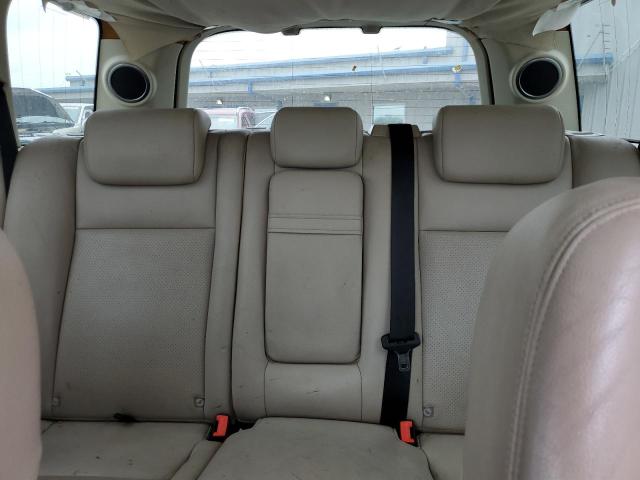 SALFT2BN8AH208550 - 2010 LAND ROVER LR2 HSE TECHNOLOGY WHITE photo 10