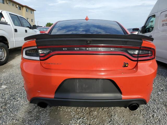 2C3CDXGJ2LH130245 - 2020 DODGE CHARGER SCAT PACK ORANGE photo 6