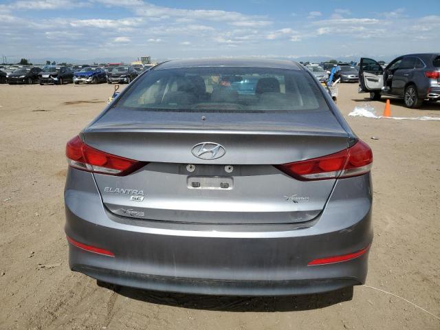 5NPD74LF4JH318633 - 2018 HYUNDAI ELANTRA SE GRAY photo 6