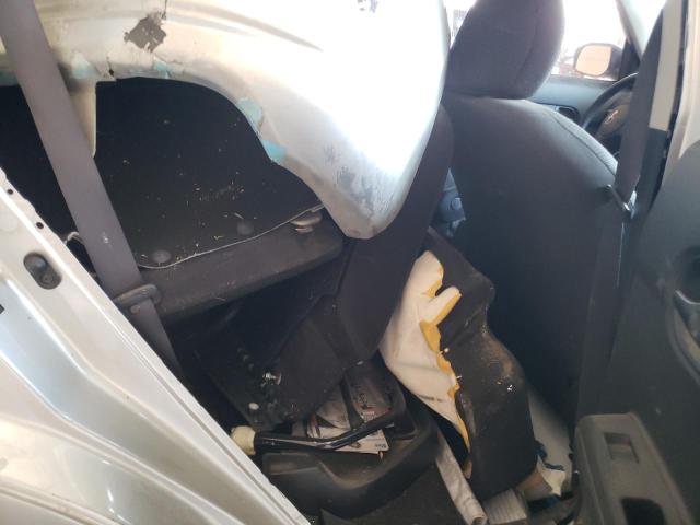 JTLKE50E181019962 - 2008 TOYOTA SCION XB SILVER photo 10