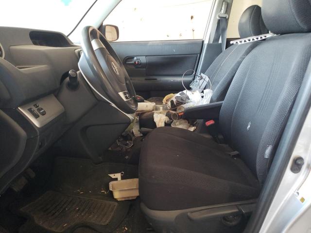 JTLKE50E181019962 - 2008 TOYOTA SCION XB SILVER photo 7