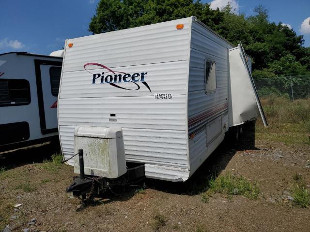 1EB1T252516000221 - 2001 FLEETWOOD PIONEER WHITE photo 2